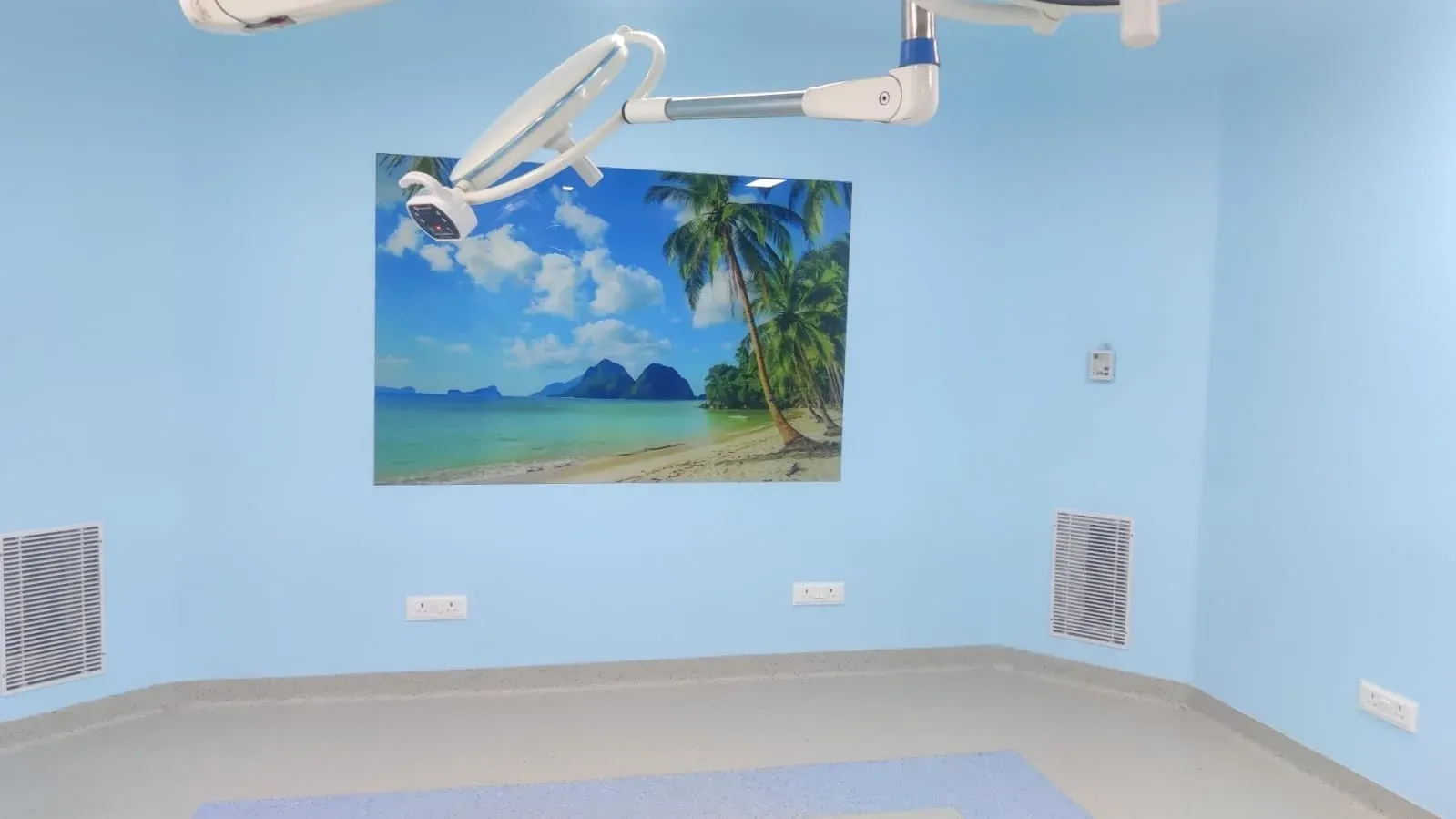 Glass Modular Operation Theatre